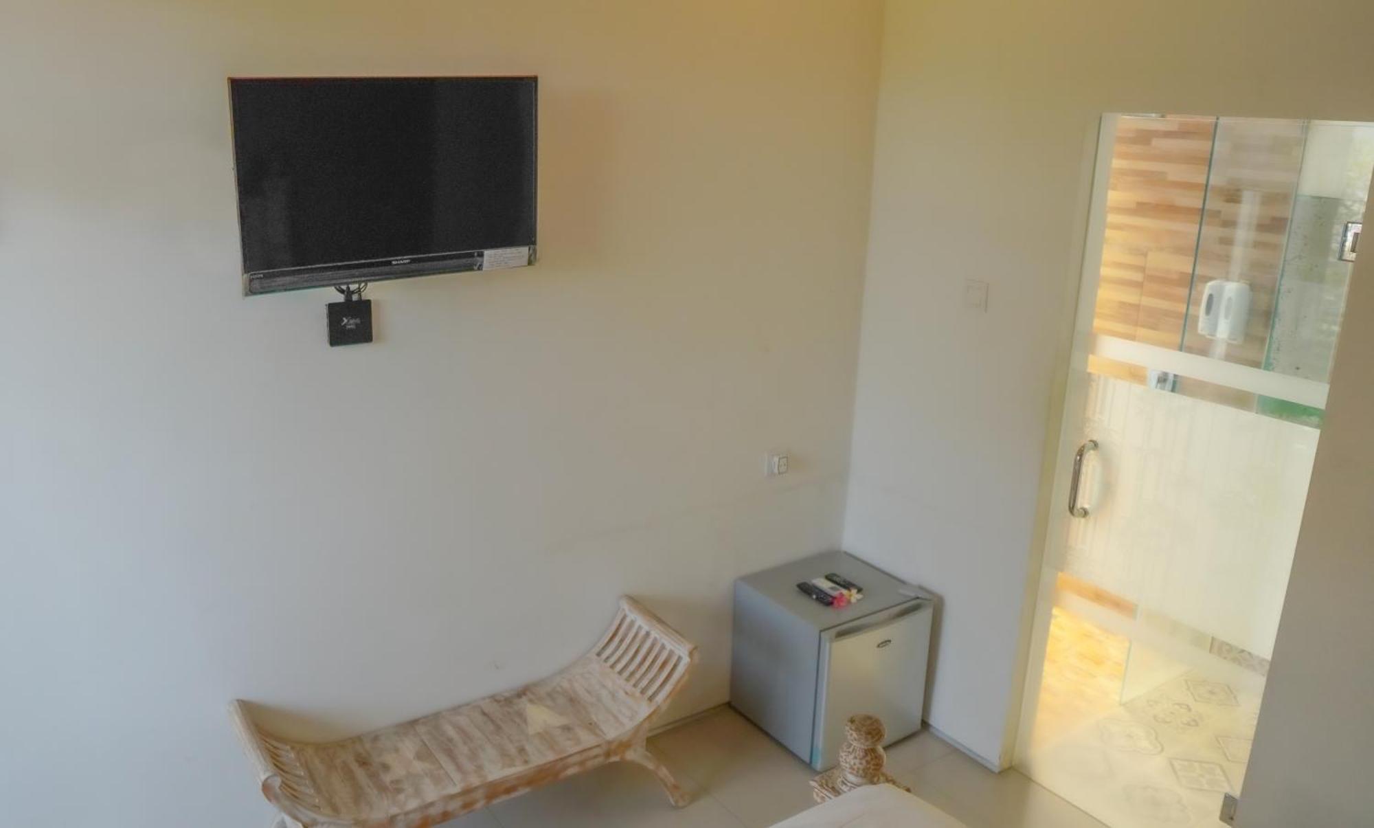Dirga'S House Sanur View By Eps Hotel Exterior photo